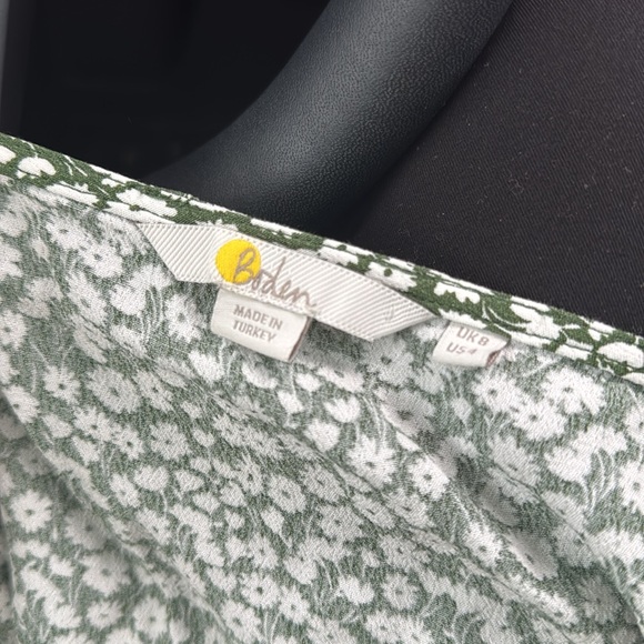 Boden sweetheart top EUC - Picture 5 of 6